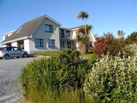 Decourcey'S Hazelbrook Farmhouse B&B Cleggan Extérieur photo