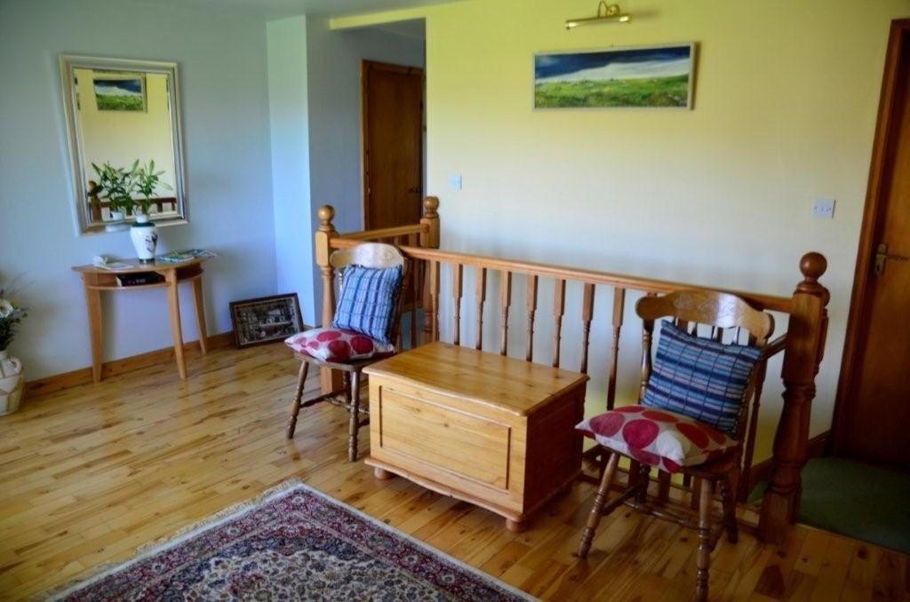 Decourcey'S Hazelbrook Farmhouse B&B Cleggan Extérieur photo